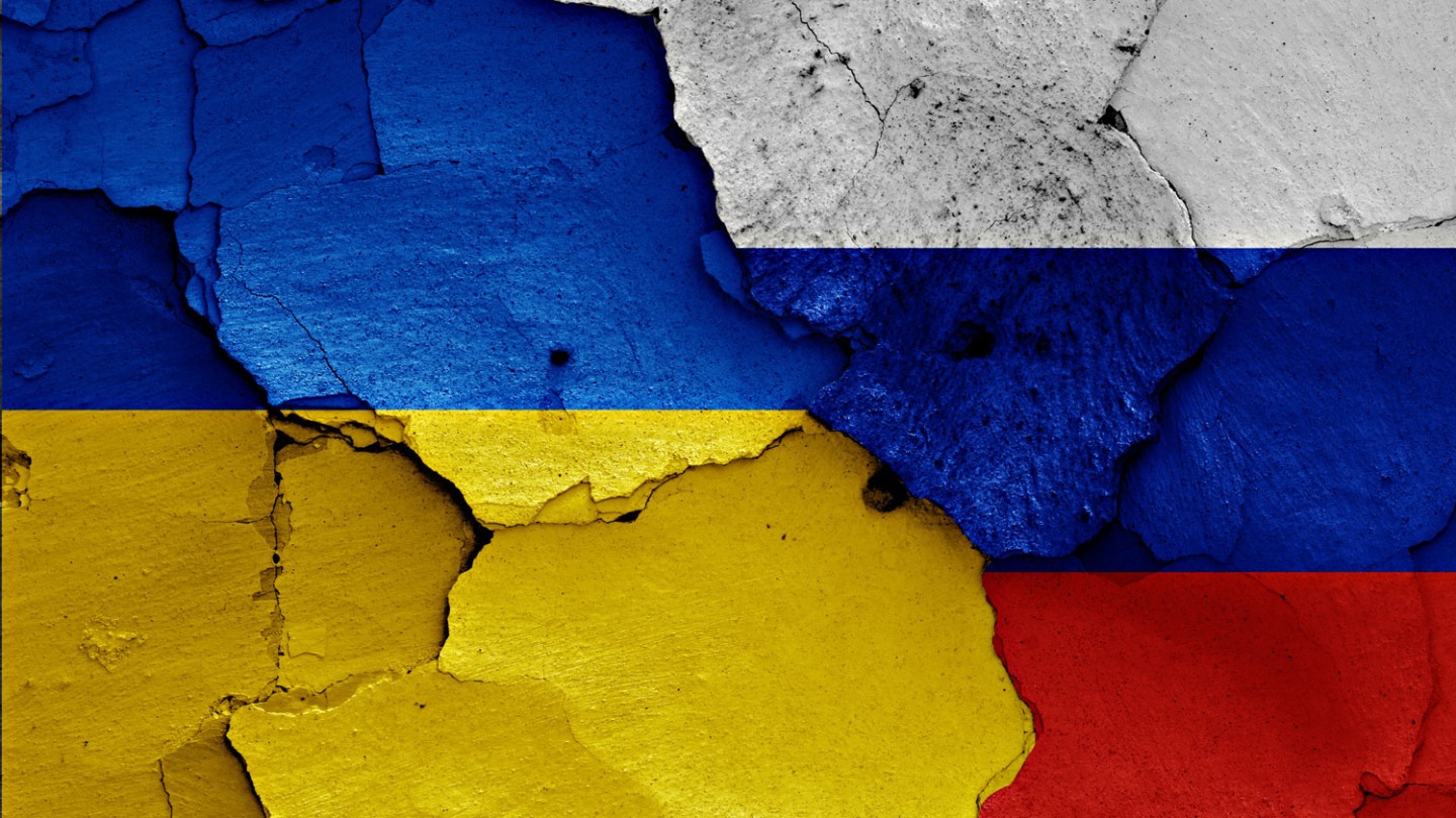 ukraine-russia-flags